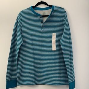 NWT Men’s St. John’s Bay Long-sleeved, Button-downed Henley Tee Shirt Sz M
